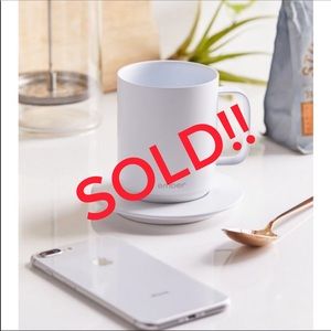 SOLD!!🌸🆕 Ember Temperature Control White Mug🌸